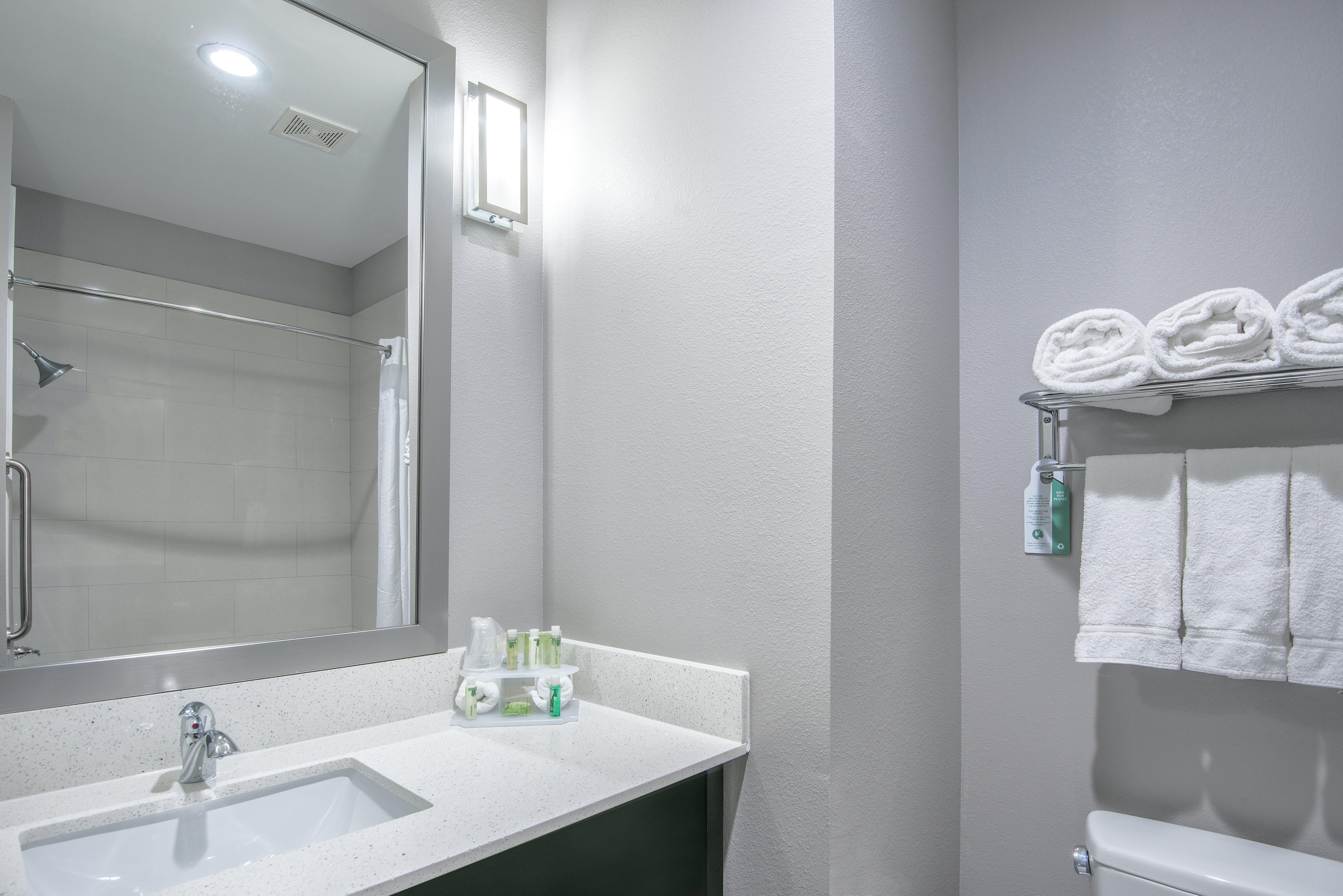 Holiday Inn Express And Suites Houston North - Iah Area By Ihg מראה חיצוני תמונה