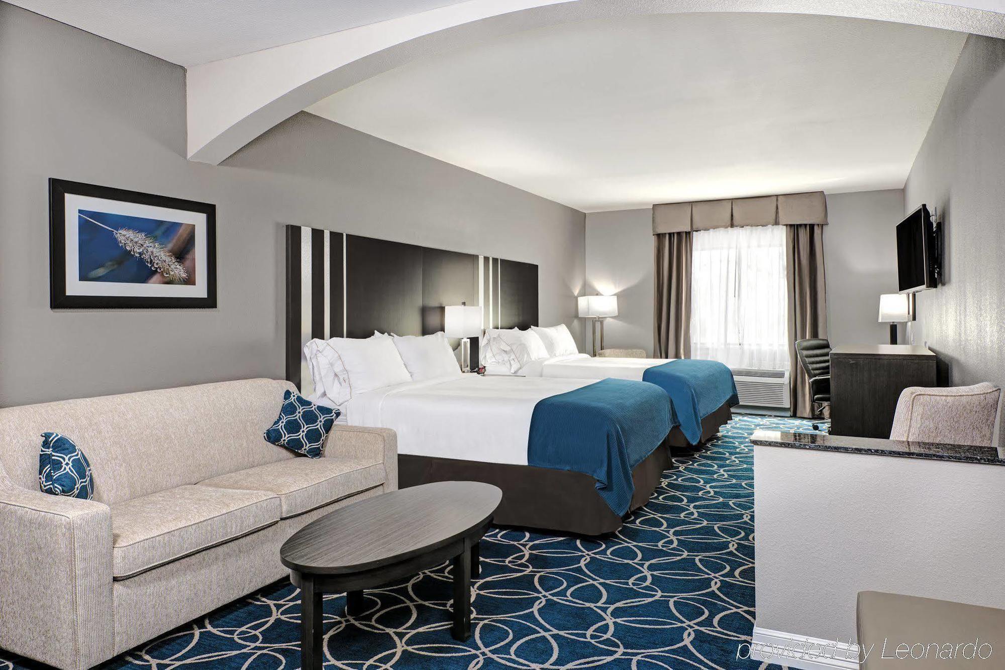 Holiday Inn Express And Suites Houston North - Iah Area By Ihg מראה חיצוני תמונה